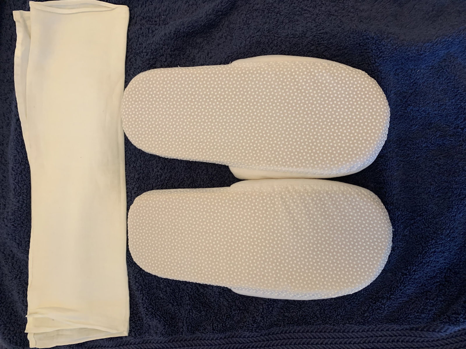Vintage Claridges Hotel 1930’s Men’s Slippers and Hand Towel - 4
