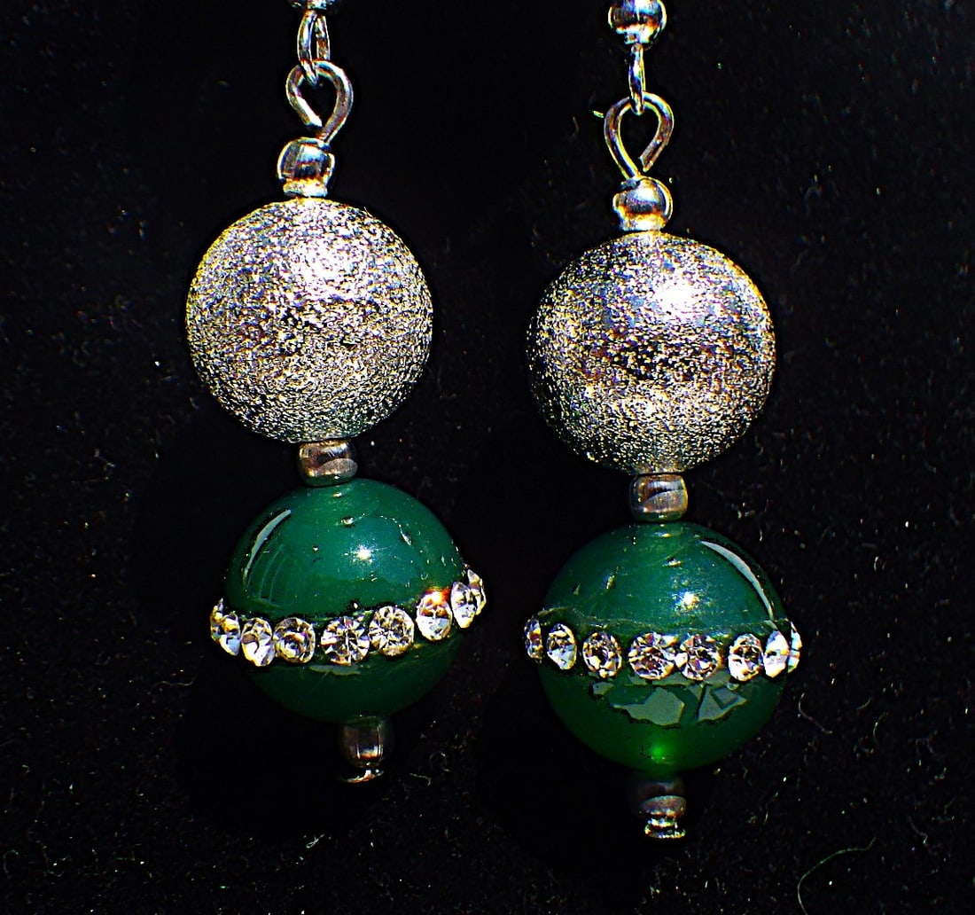 Green jade Necklace & earrings set with cubic zirconia - 2