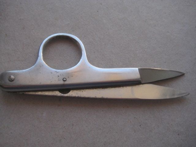 Vintage Whiteley Pair of Scissors - 2