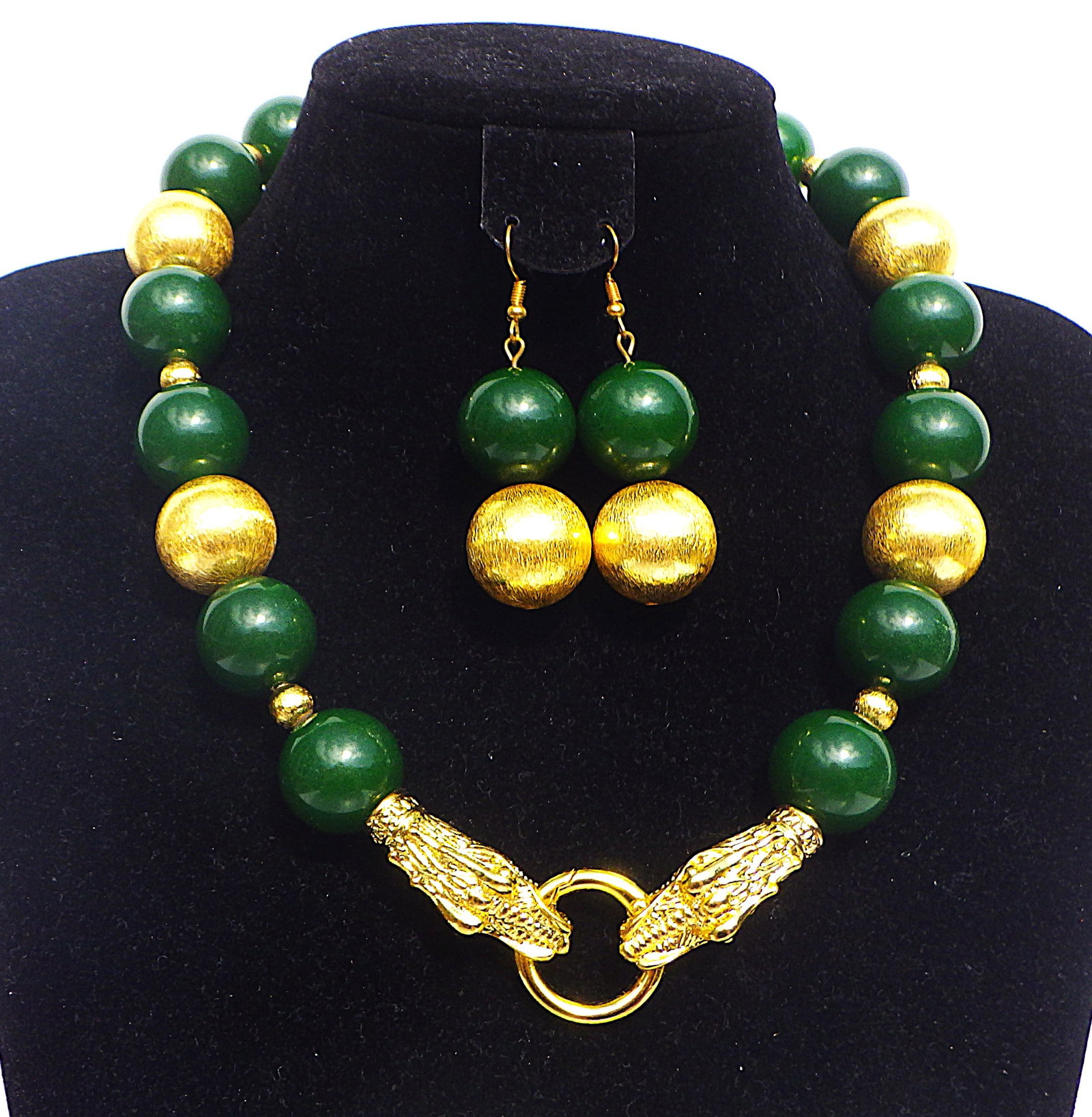Spinach green jade necklace & earrings set with GP Chinese Dragons: Title: Spinach green jade necklace & earrings set with GP Chinese Dragons Description: A regal, dark green jade necklace with large lavishly 18 K gold-plated double Chinese dragon clasp and