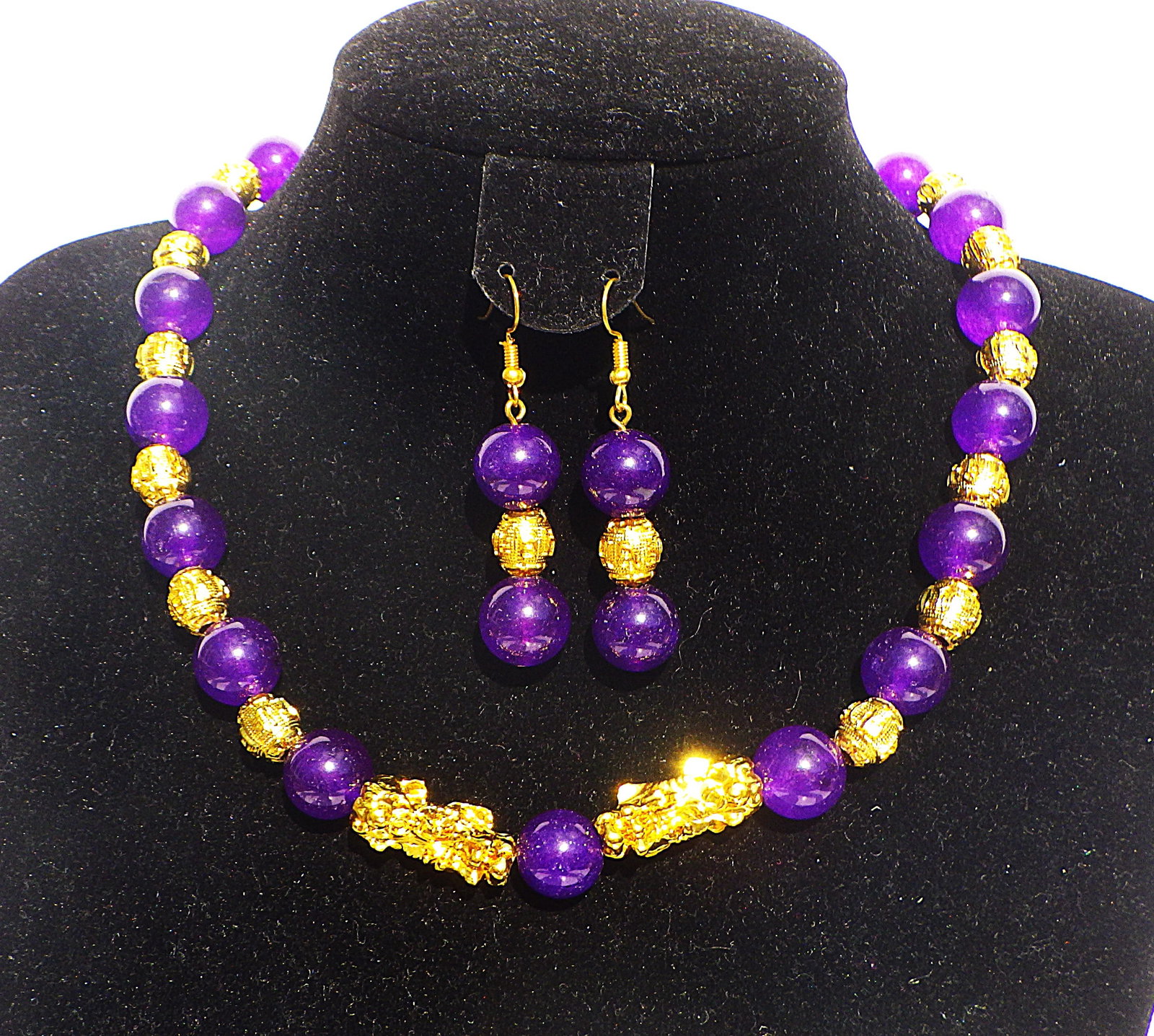 Chinese lavender jade necklace & earrings set with golden "pixius" (1 of 7)