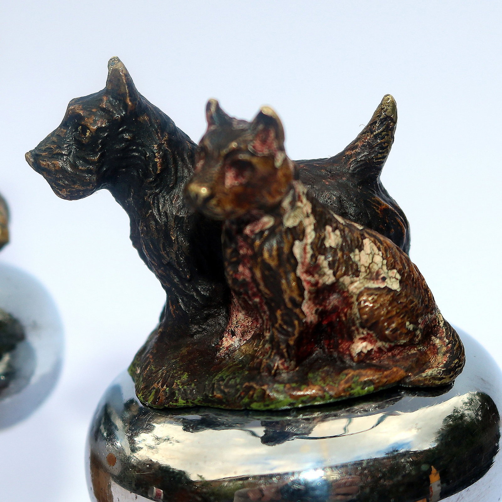 A pair of antique cold painted bronze novelty animal Bottle Stoppers C.1900 - 4