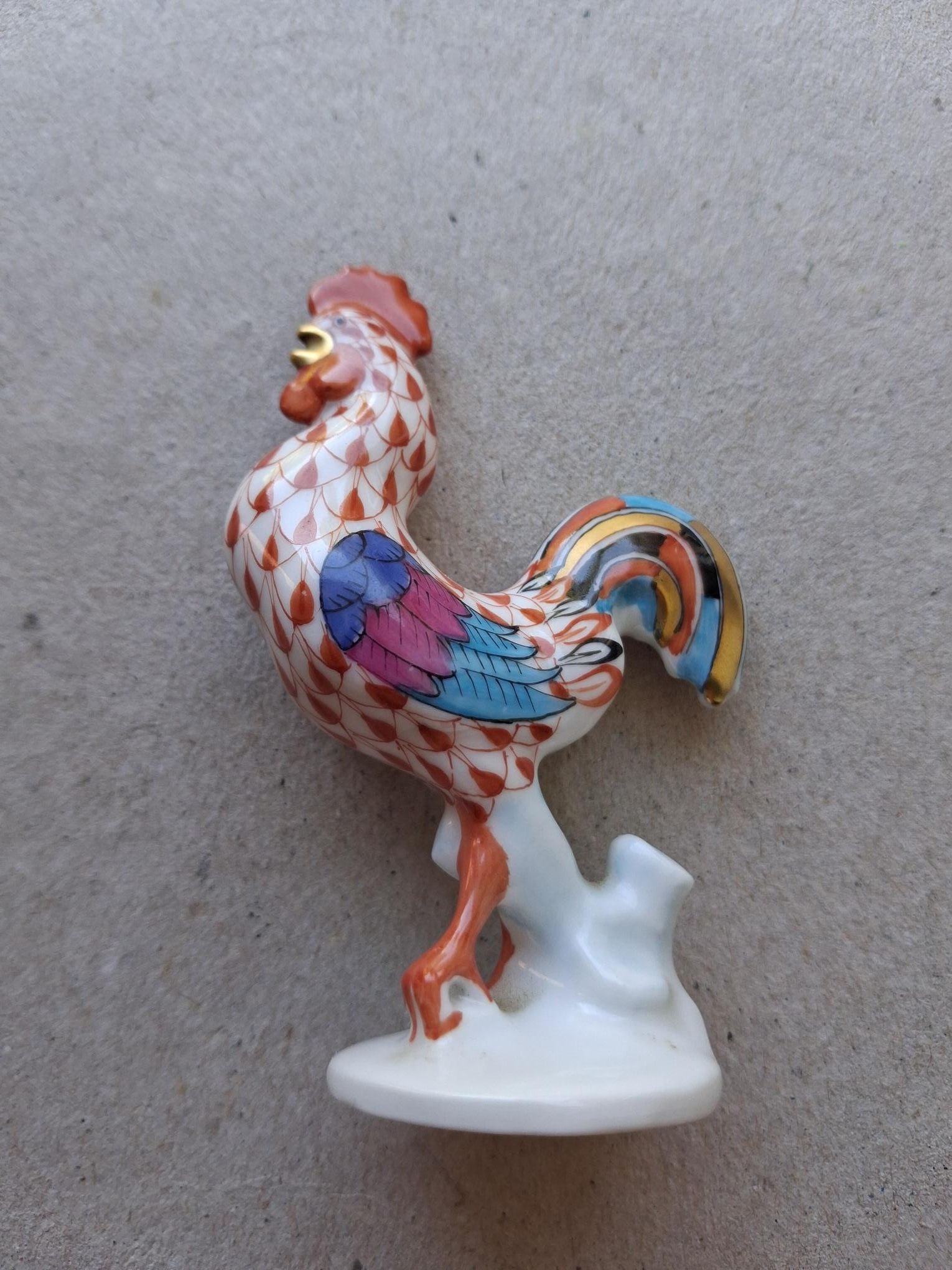 Vintage Herend Figure of a Cockerel: Title: Vintage Herend Figure of a Cockerel Description: Vintage Herend Figure of a Cockerel. The Base is stamped with the Herend Mark and Model Number 148. H