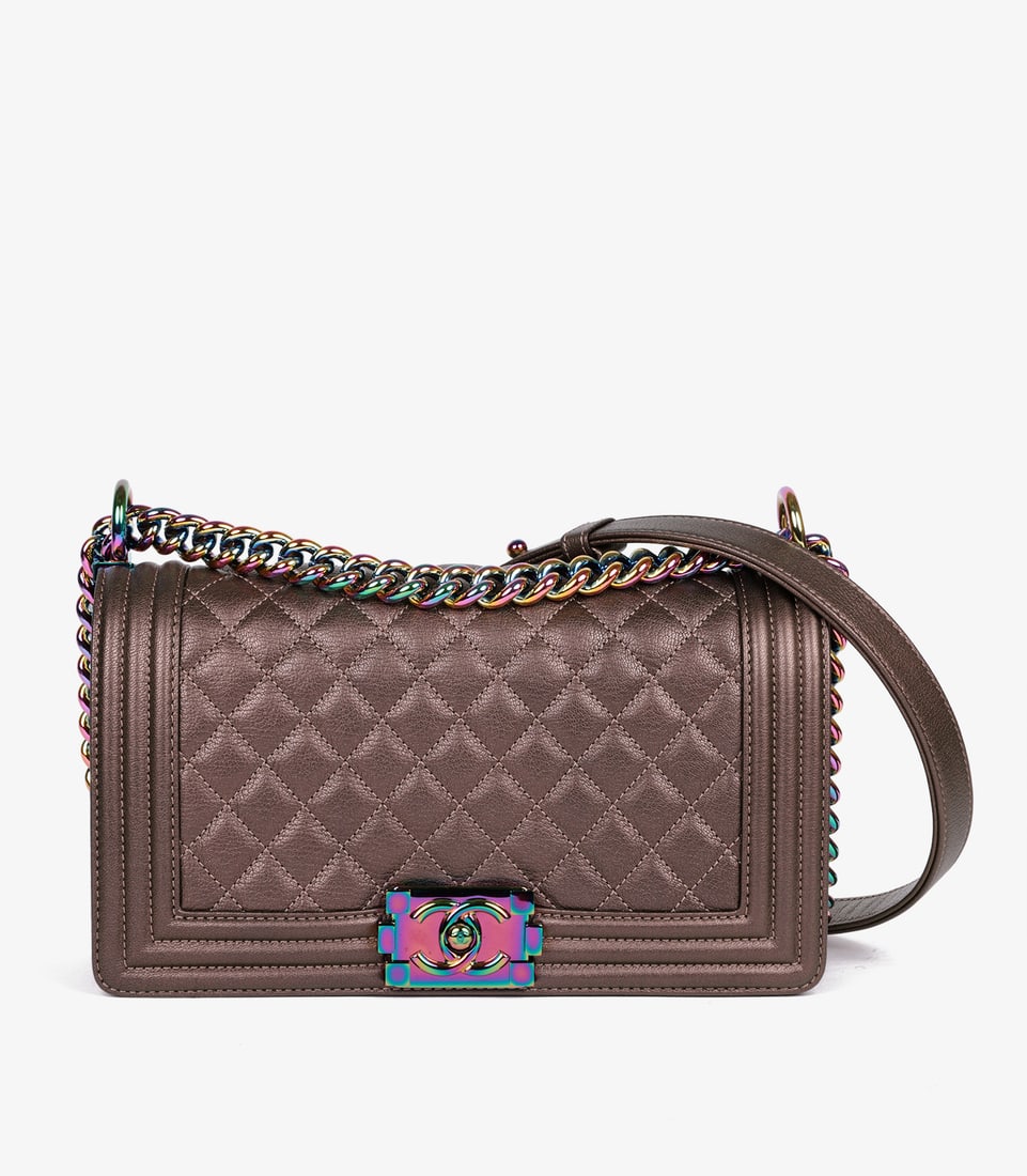 Chanel Iridescent Quilted Calfskin Leather Medium Le Boy Bag: Title: Chanel Iridescent Quilted Calfskin Leather Medium Le Boy Bag Description: Chanel Iridescent Quilted Calfskin Leather Medium Le Boy Bag Product Details HB5550 Bra
