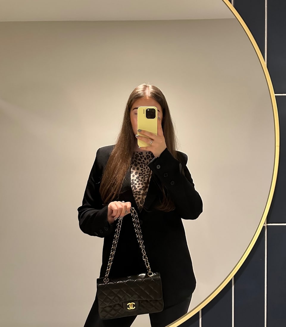 Chanel Black Quilted Lambskin Vintage Small Classic Double Flap Bag - 2