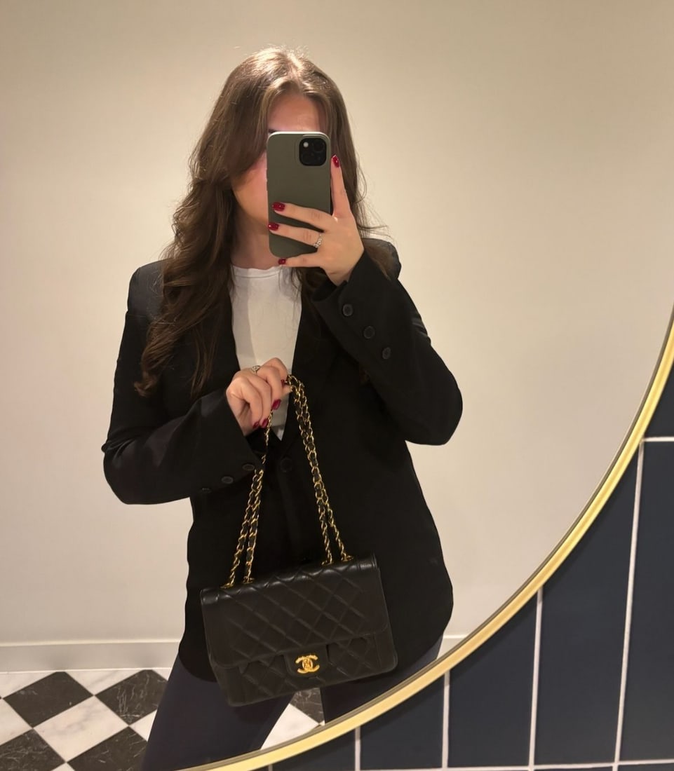 Chanel Black Quilted Lambskin Leather Vintage Small Classic Single Flap Bag - 2