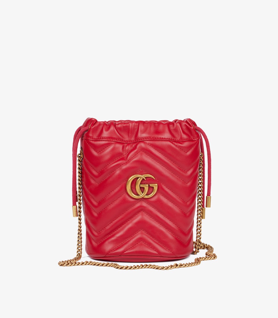 Gucci Red Chevron Quilted Calfskin Leather GG Marmont Mini Bucket Bag: Title: Gucci Red Chevron Quilted Calfskin Leather GG Marmont Mini Bucket Bag Description: Gucci Red Chevron Quilted Calfskin Leather GG Marmont Mini Bucket Bag Product Details HB5958 Brand: