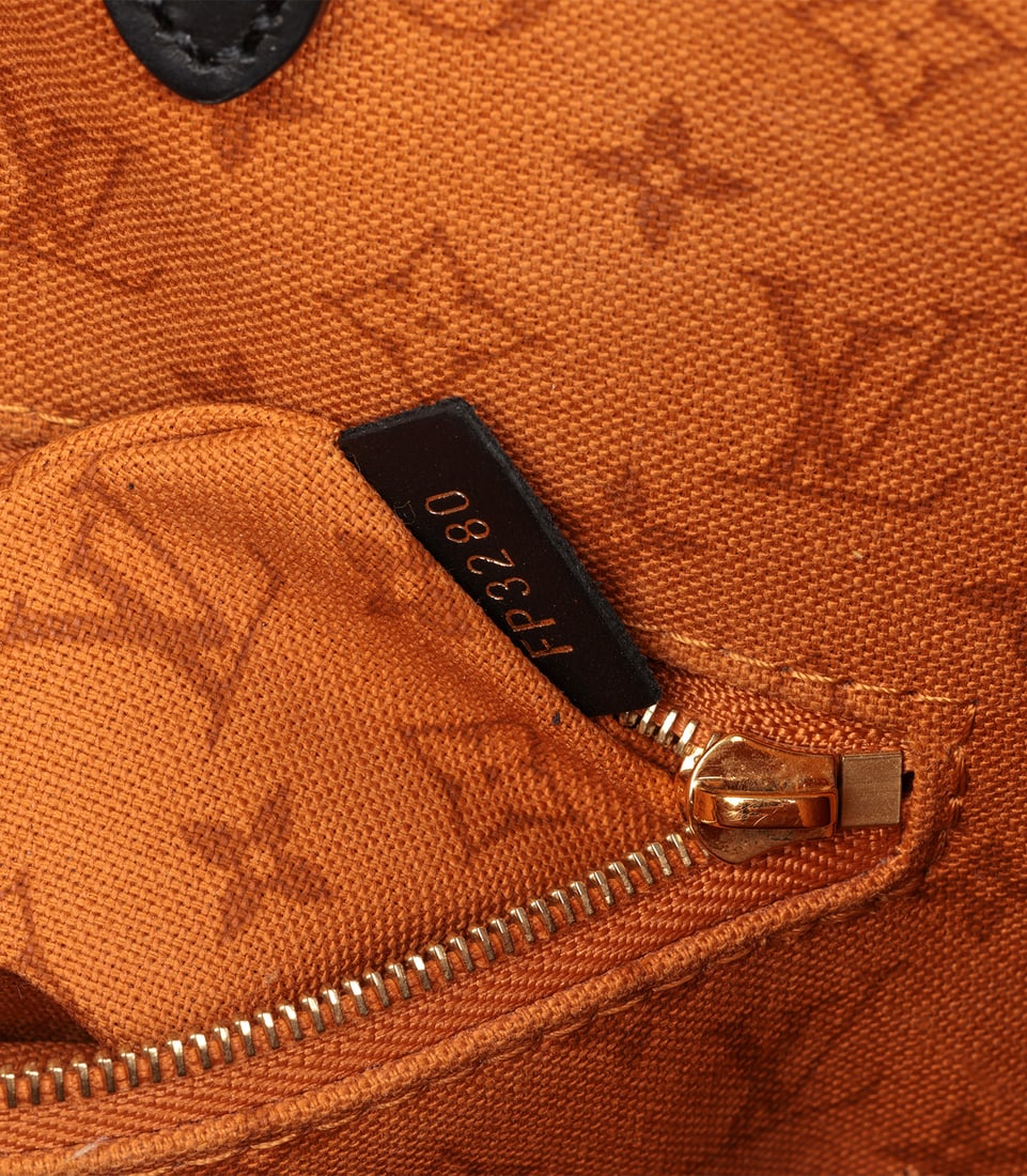 Louis Vuitton Orange, White & Black Giant Crafty Monogram Coated Canvas Onthego GM - 10