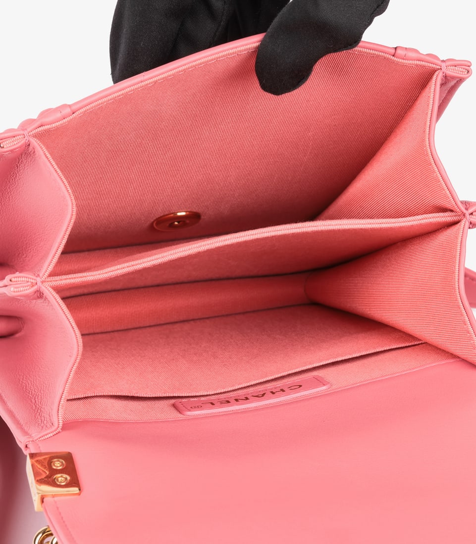 Chanel Pink Chevron Quilted Lambskin North-South Le Boy Bag - 9