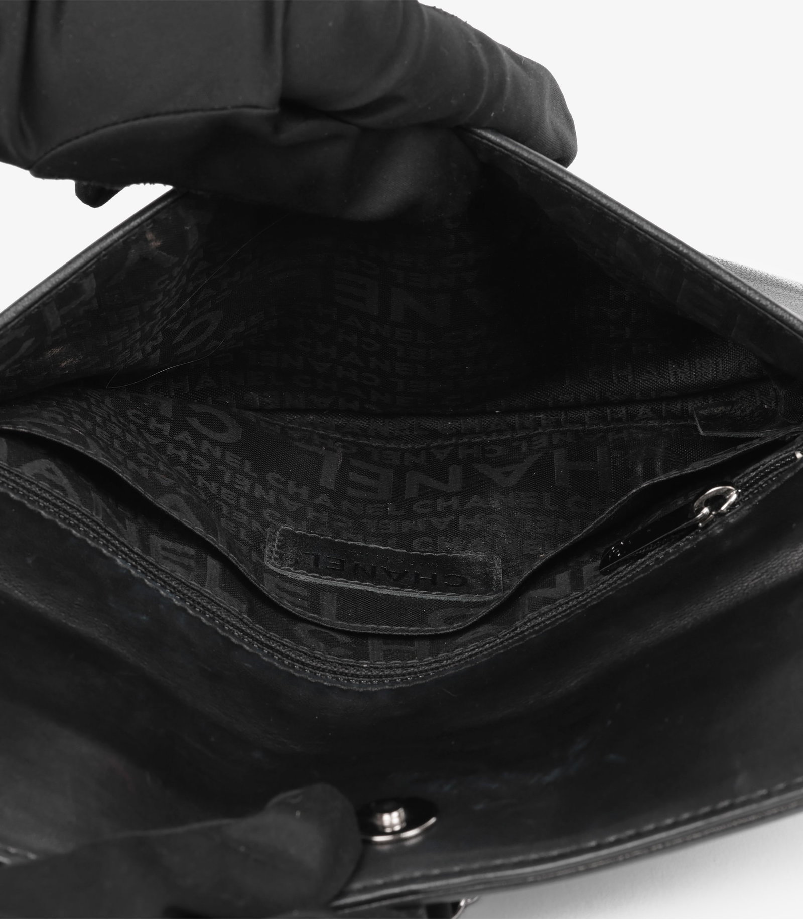Chanel Black Lambskin Leather Chain Around Logo Pochette - 7