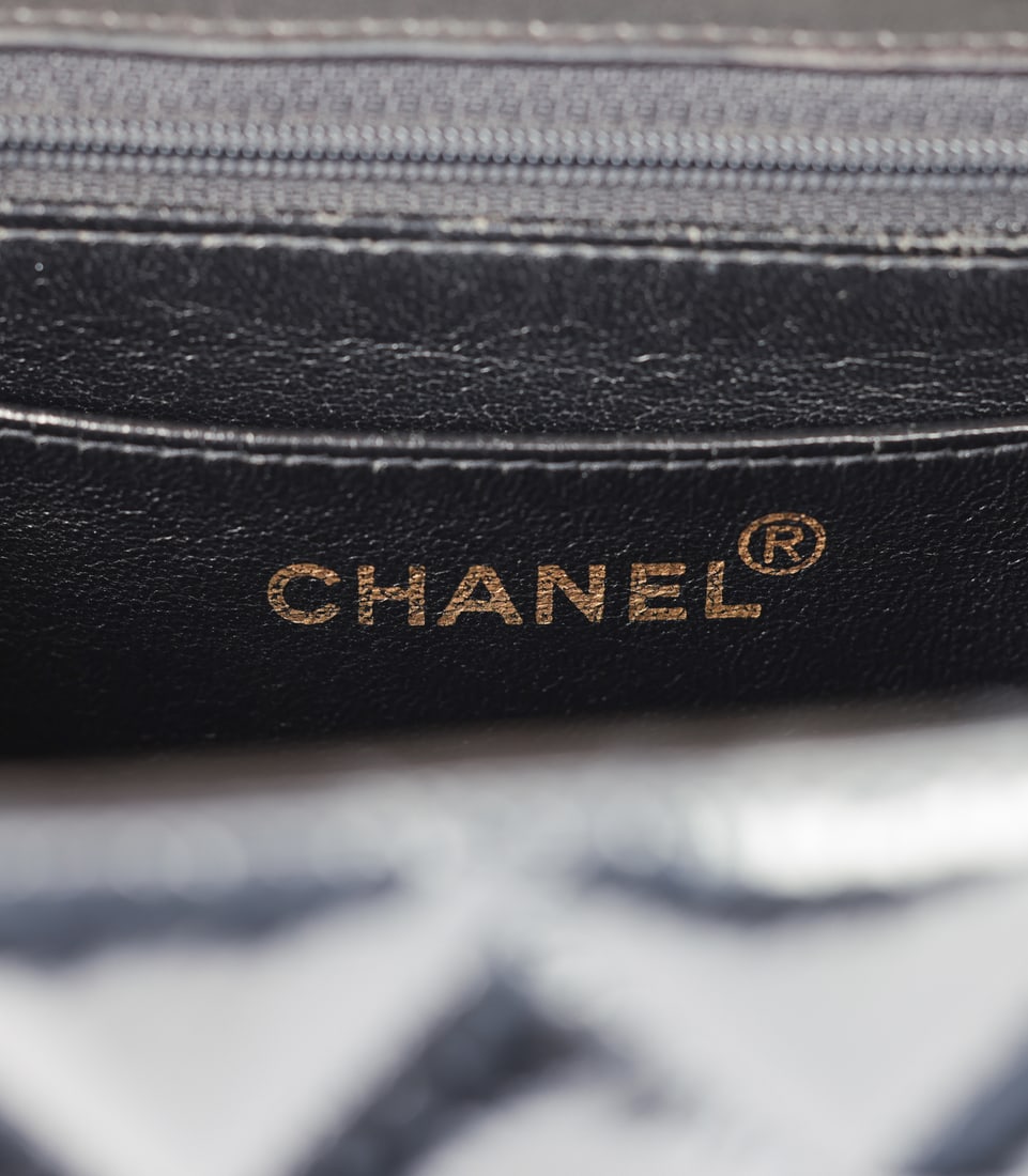 Chanel Black Quilted Patent Leather Vintage Jumbo XL Classic Single Flap Bag - 8