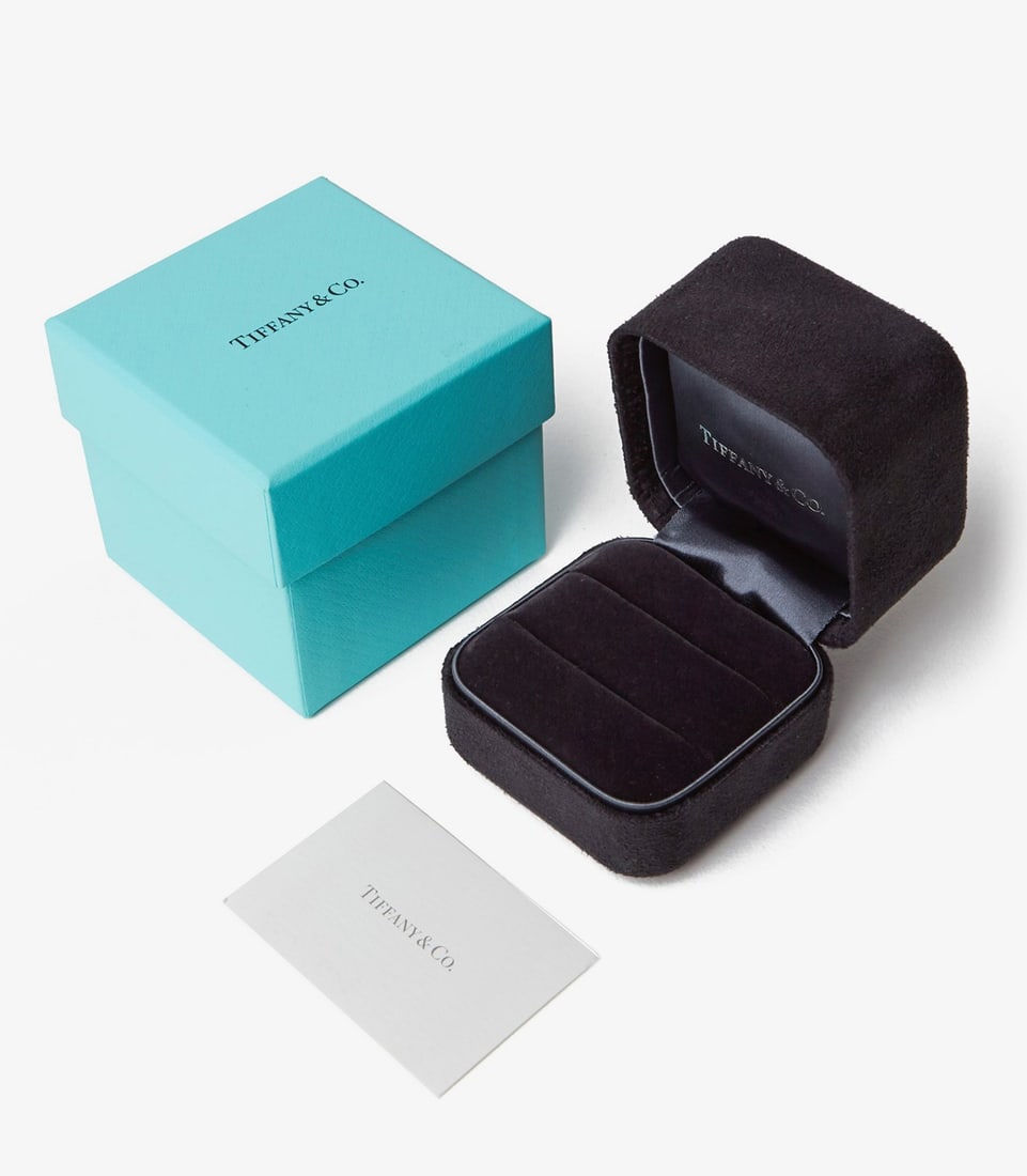 Tiffany & Co. Milgrain Platinum Band Ring - 7