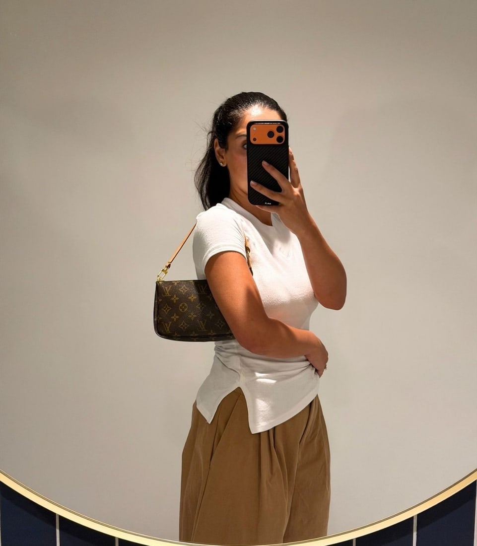 Louis Vuitton Brown Monogram Coated Canvas & Vachetta Leather Vintage Pochette Accessoires - 2