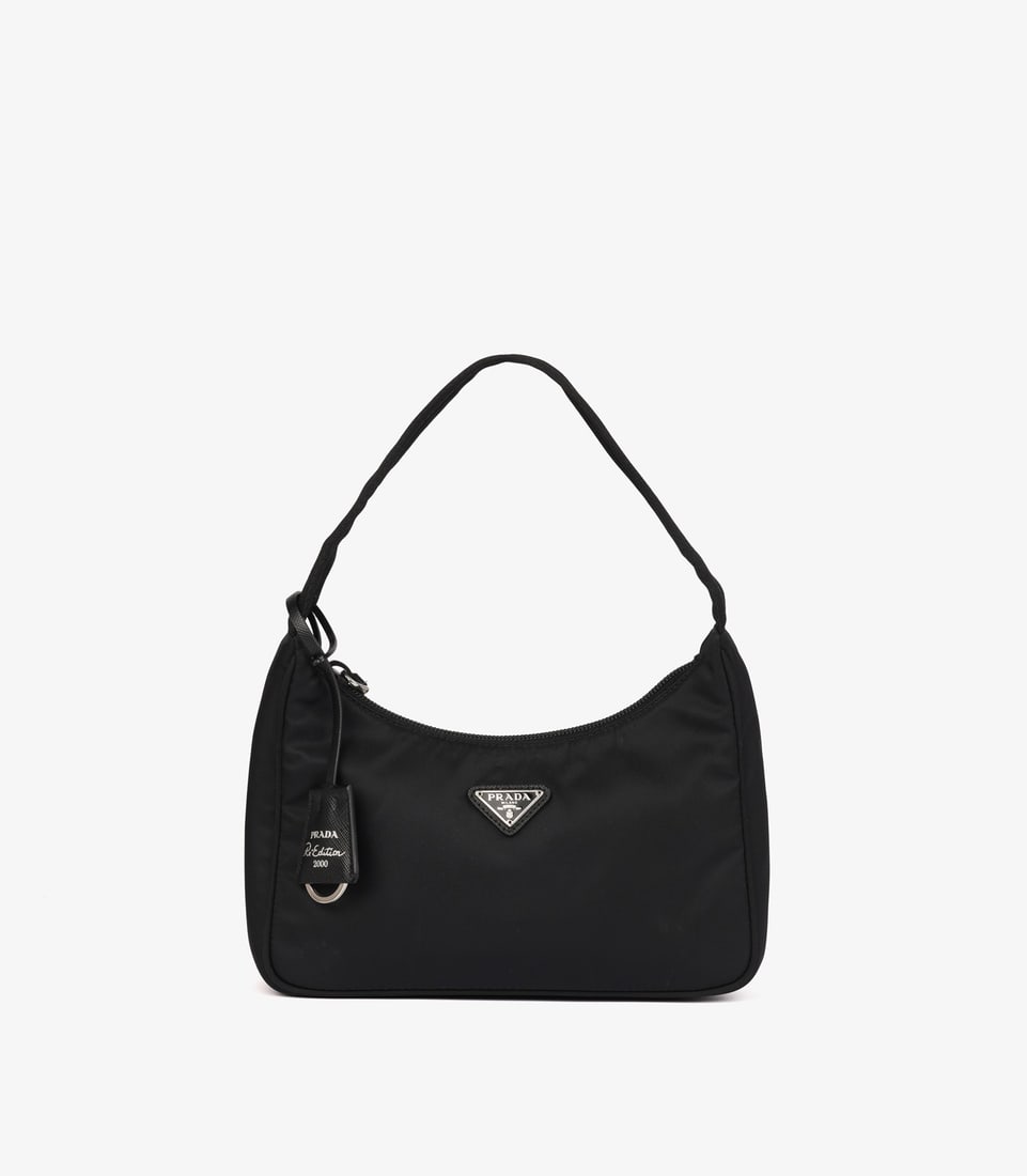 Prada Black Re-Nylon Re-Edition 2000 Mini Bag: Title: Prada Black Re-Nylon Re-Edition 2000 Mini Bag Description: Prada Black Re-Nylon Re-Edition 2000 Mini Bag Product Details WG Ref: HB5953 Brand: Prada Model: Re-Edition 20