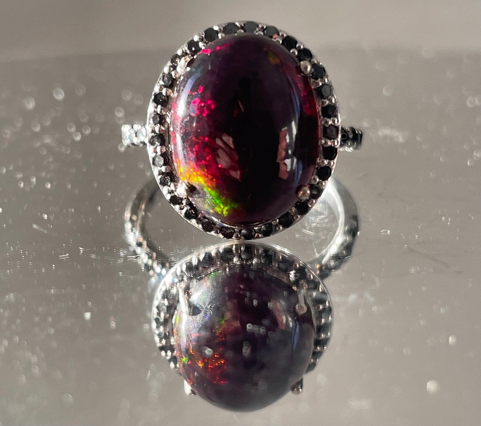 Beautiful 6.49 CT Natural Black Opal Ring With Natural Black Diamond & 18k Gold - 2