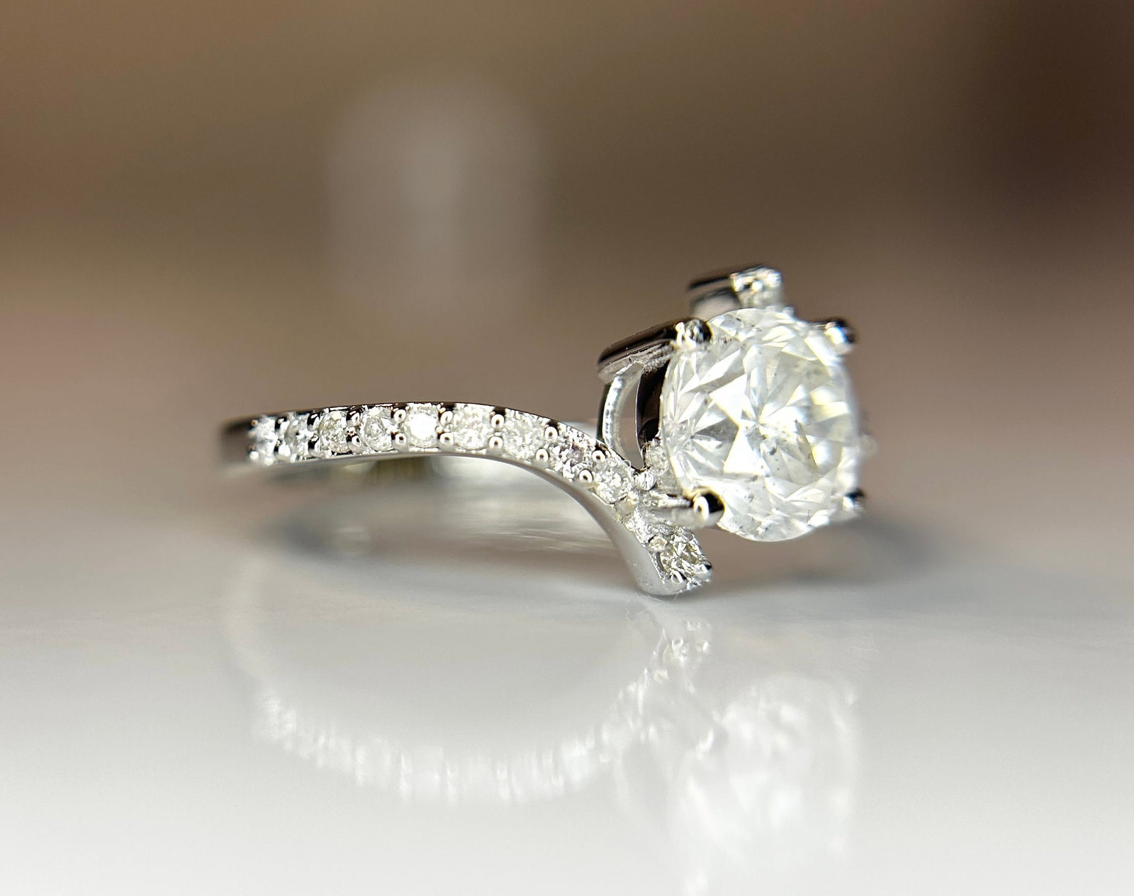Beautiful 1.49ct Untreated Natural Solitaire Diamond & 18k Gold - 6