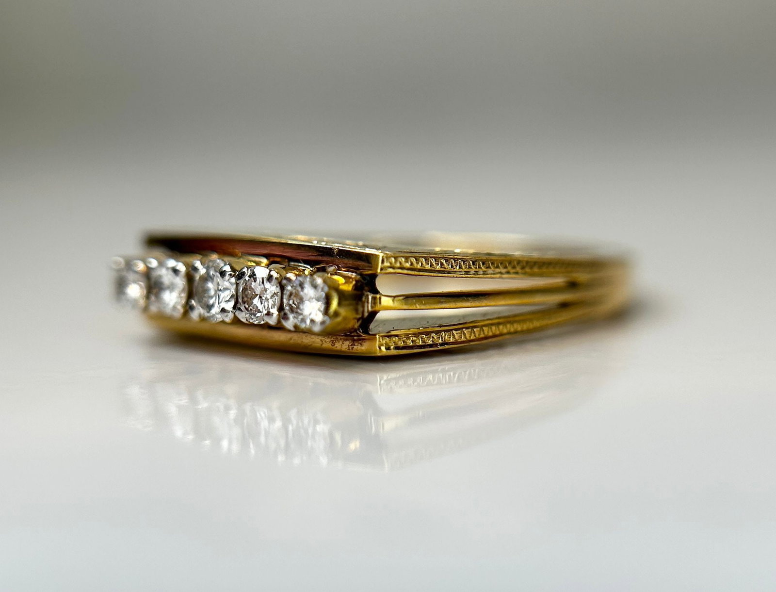 Beautiful Natural 0.18 CT VS Diamond Ring With 18k Gold - 3