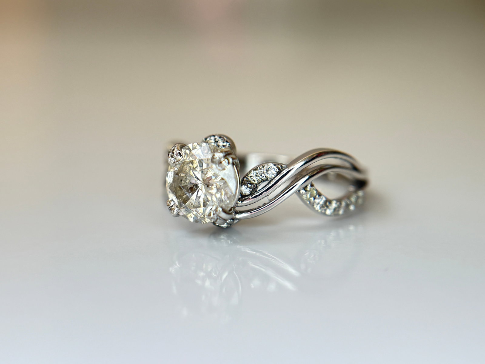 Beautiful 1.36ct Natural Diamond Ring With 18k White Gold - 3