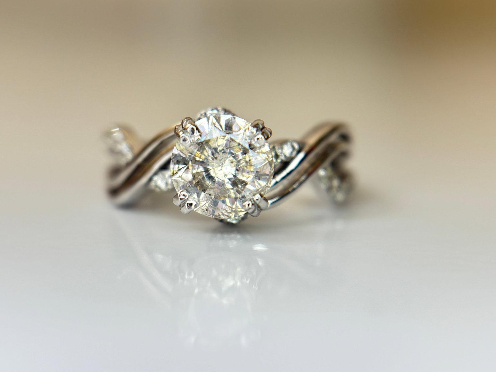 Beautiful 1.36ct Natural Diamond Ring With 18k White Gold - 4
