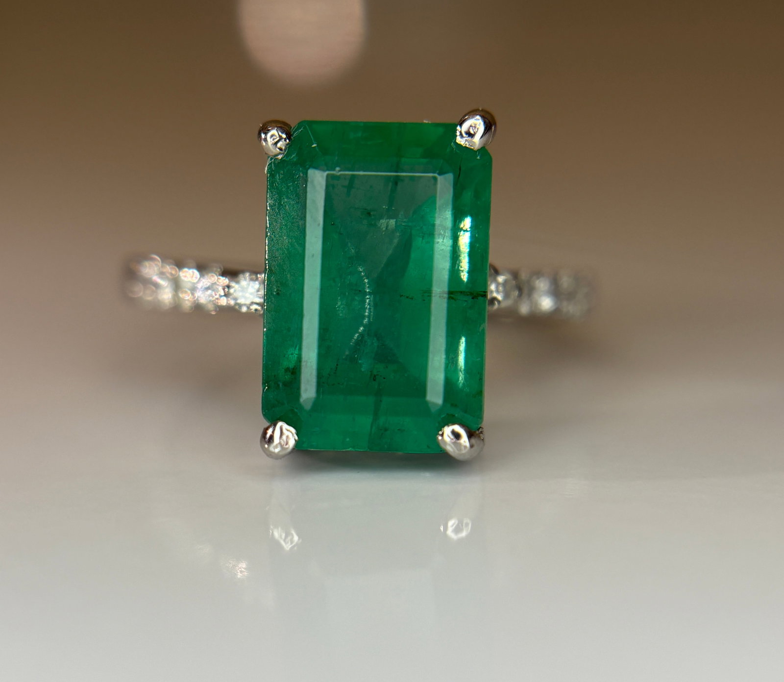 Beautiful 4.00 CT Natural Emerald Ring With Natural Diamonds & Platinum 950 - 3