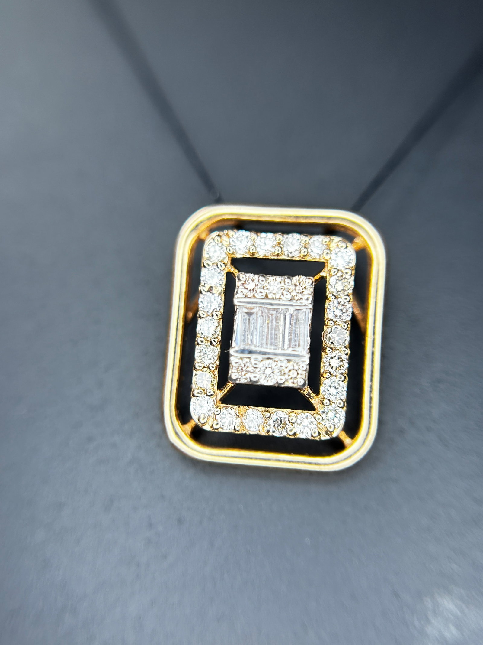 Beautiful Natural 0.40 CT Diamond Pendant With 18k Yellow Gold - 8