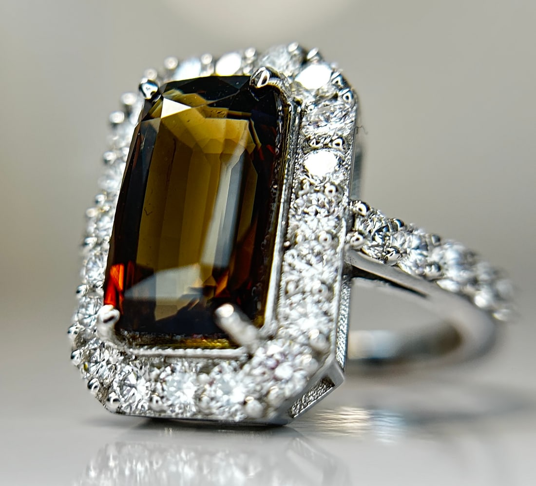 GIA Certified Natural Rare Alexandrite Ring 5.07ct With 1.38ct Diamond & 18k White Gold - 8
