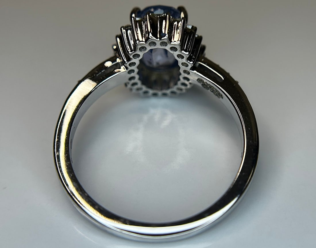 3.13 CT Unheated/Untreated Ceylon Cornflour Blue Sapphire Diamonds & 18k Gold - 7