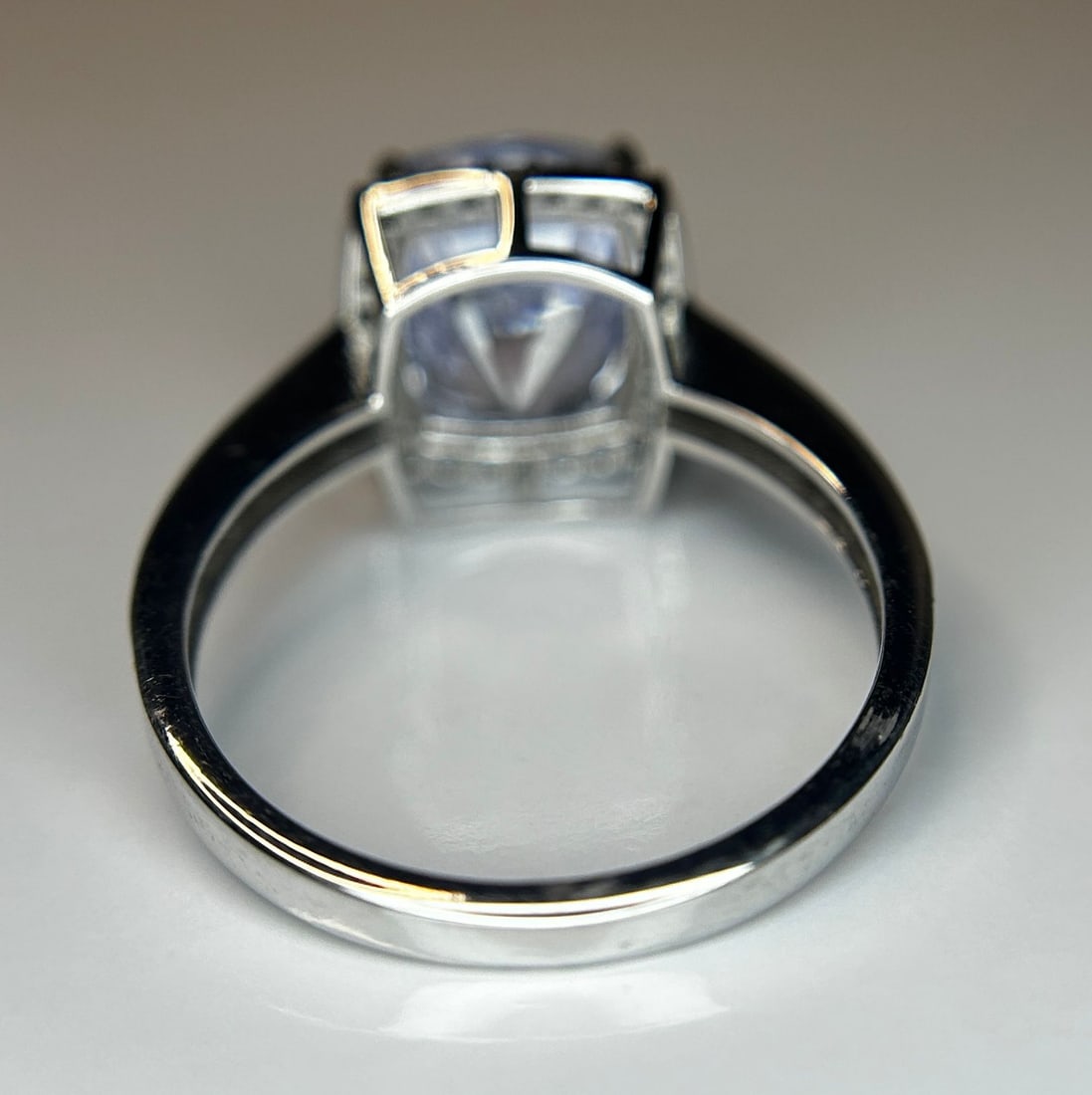 Beautiful 4.74 CT Unheated/Untreated Ceylon Blue Sapphire Diamonds & 18k Gold - 4