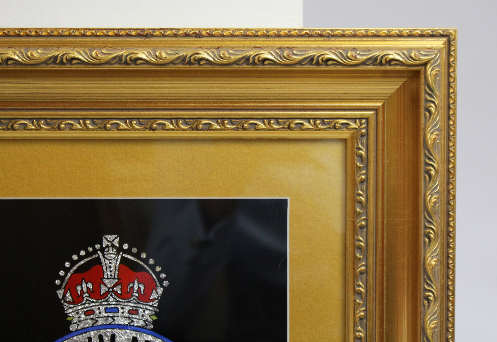 Title: Set of 3 Military Regiment Foil Artworks Set in Gilt Frames Description: Set of 3 British - 4