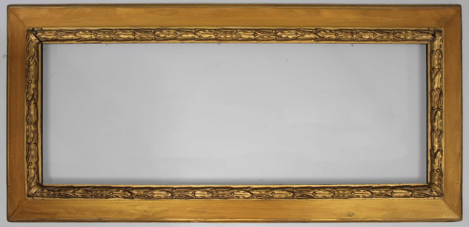 Title: Antique Wood & Gess Gilt Picture Frame Description: Antique Wood & Gess Gilt Picture Frame (1 of 2)