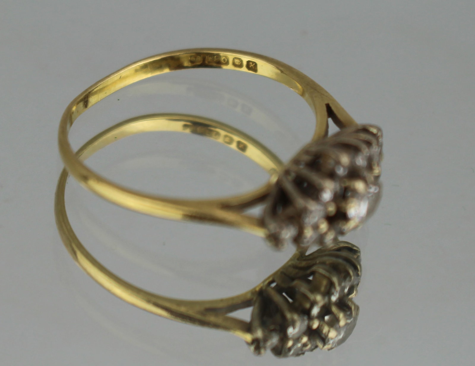 Title: Vintage Diamond 18ct Yellow Gold Ring Description: Vintage Diamond 18ct Yellow Gold Ring - 3