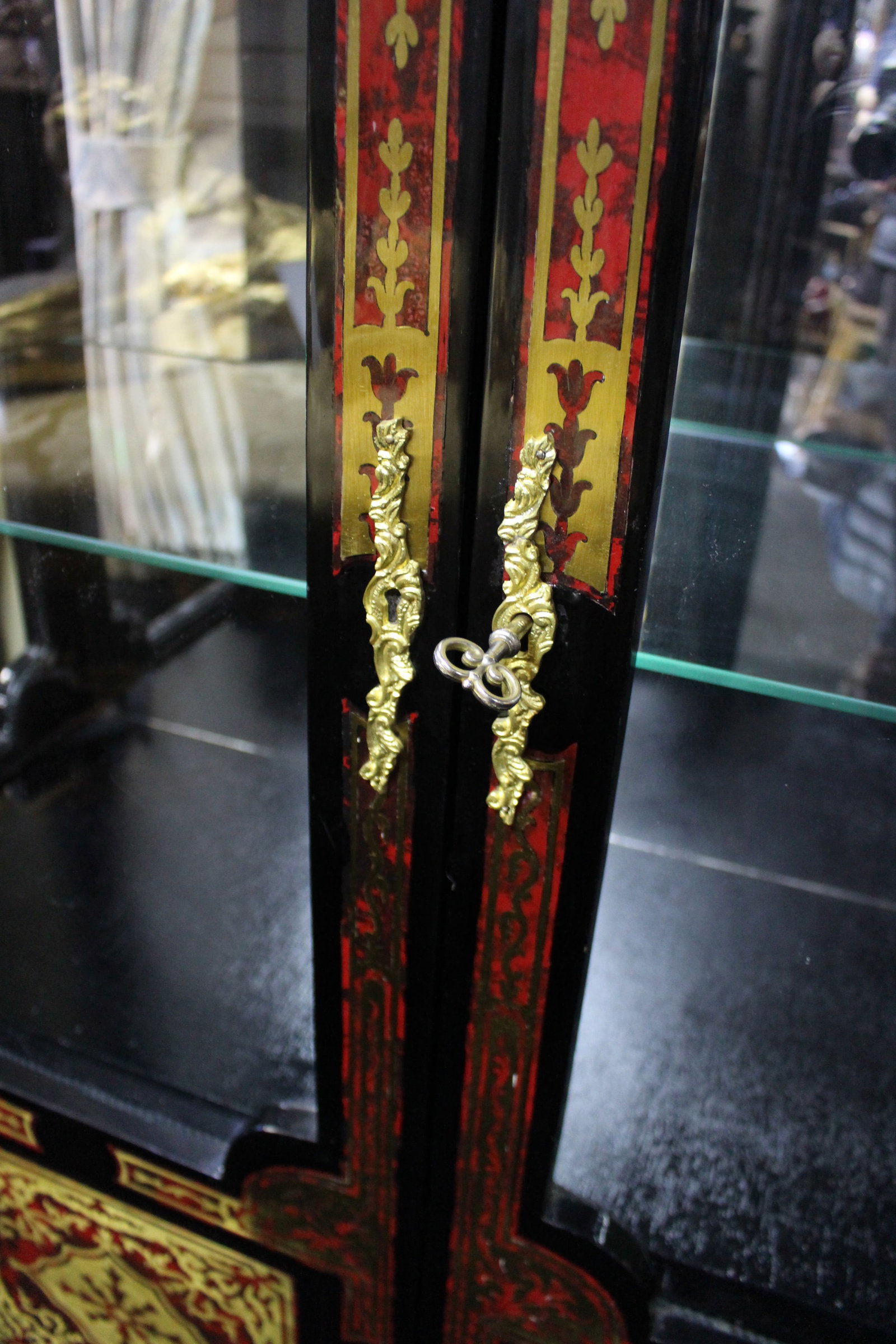 Title: Vintage Napoleon III Style Boulle Display Vitrine Cabinet Description: Vintage Napoleon III - 10