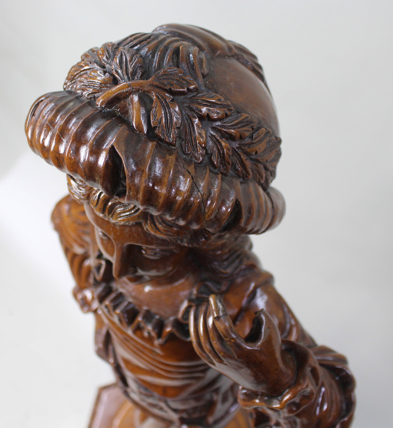 Title: Italian Renaissance Revival Carved Hardwood Figure circa 1900 Description: Italian - 11