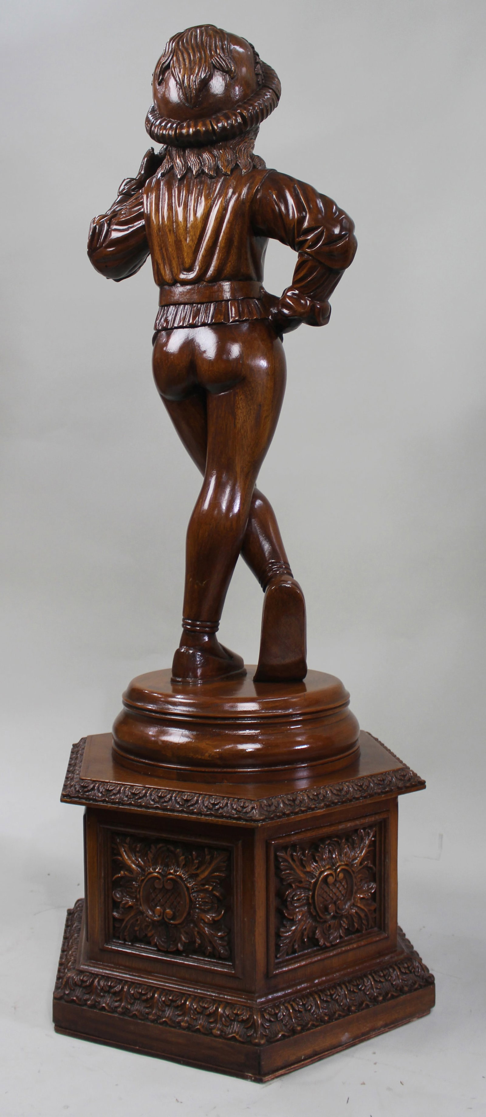 Title: Italian Renaissance Revival Carved Hardwood Figure circa 1900 Description: Italian - 17