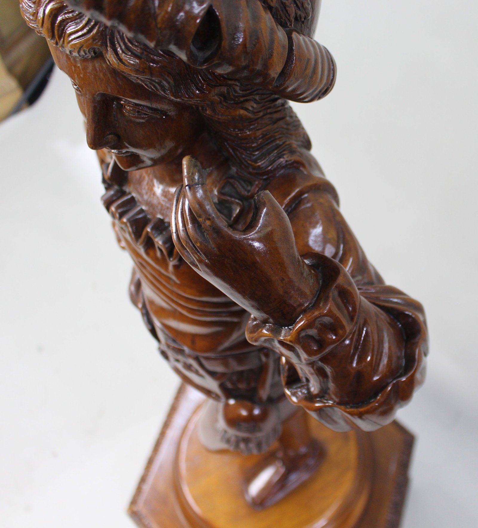Title: Italian Renaissance Revival Carved Hardwood Figure circa 1900 Description: Italian - 9
