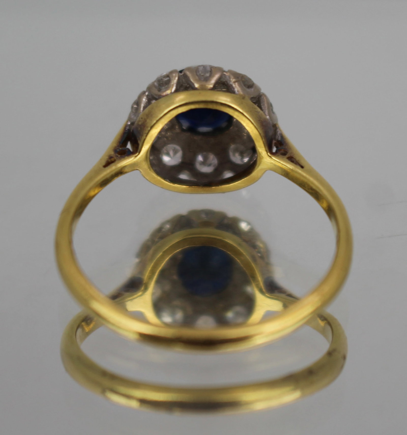 Title: Sapphire & Diamond Cluster Ring 18ct Description: Vintage Sapphire & Diamond Cluster Ring - 5