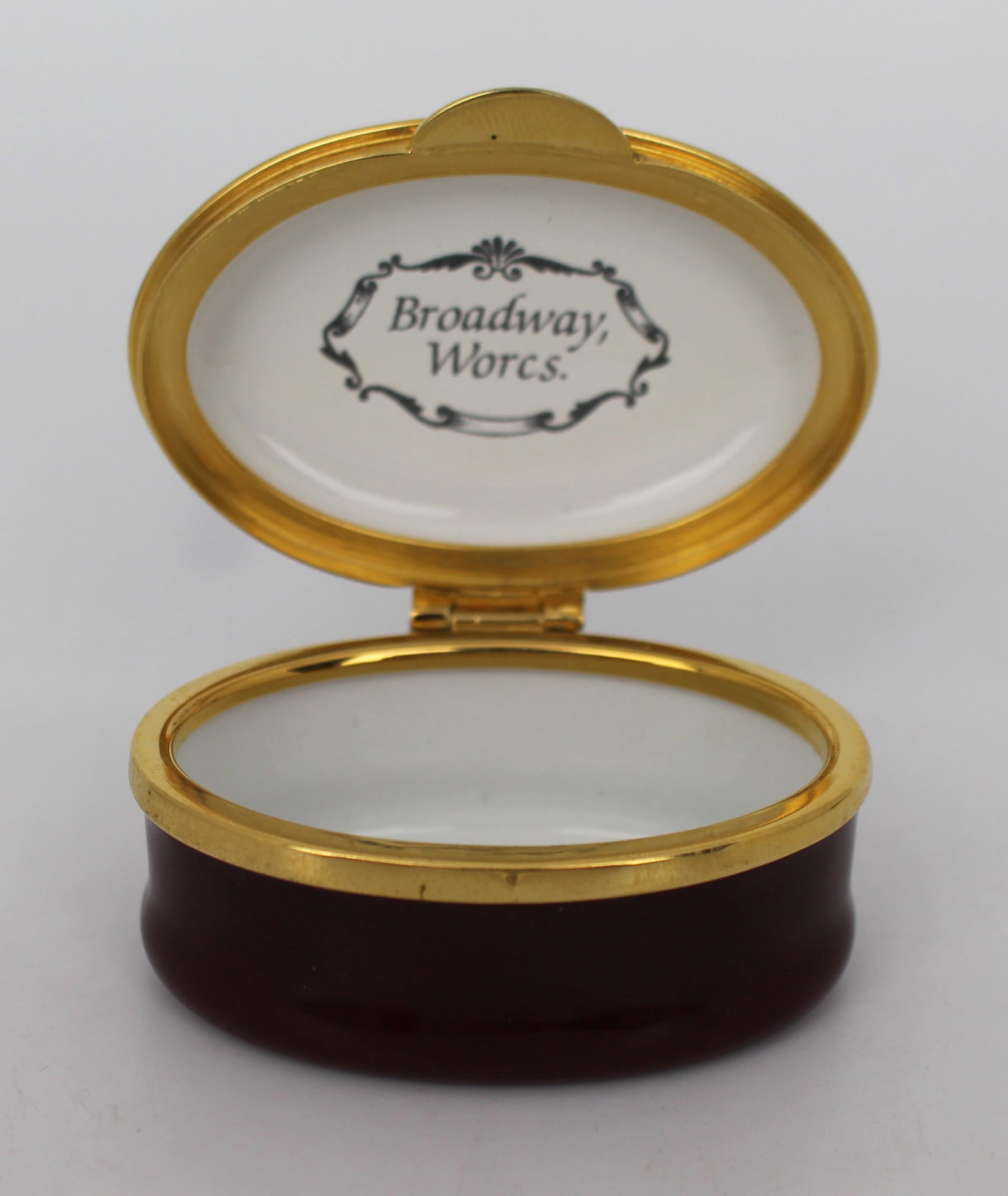 Title: Collection of 3 Vintage Enamel Pill Boxes Halcyon Days Description: Collection of 3 Vintage - 17