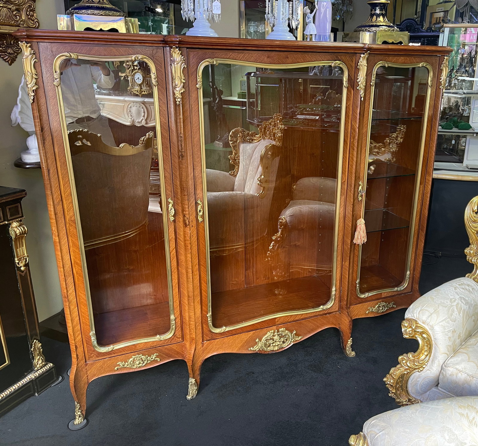Title: Fine Large Antique French Kingwood & Ormolu Mounted Vitrine Display Cabinet Description: Fine - 10