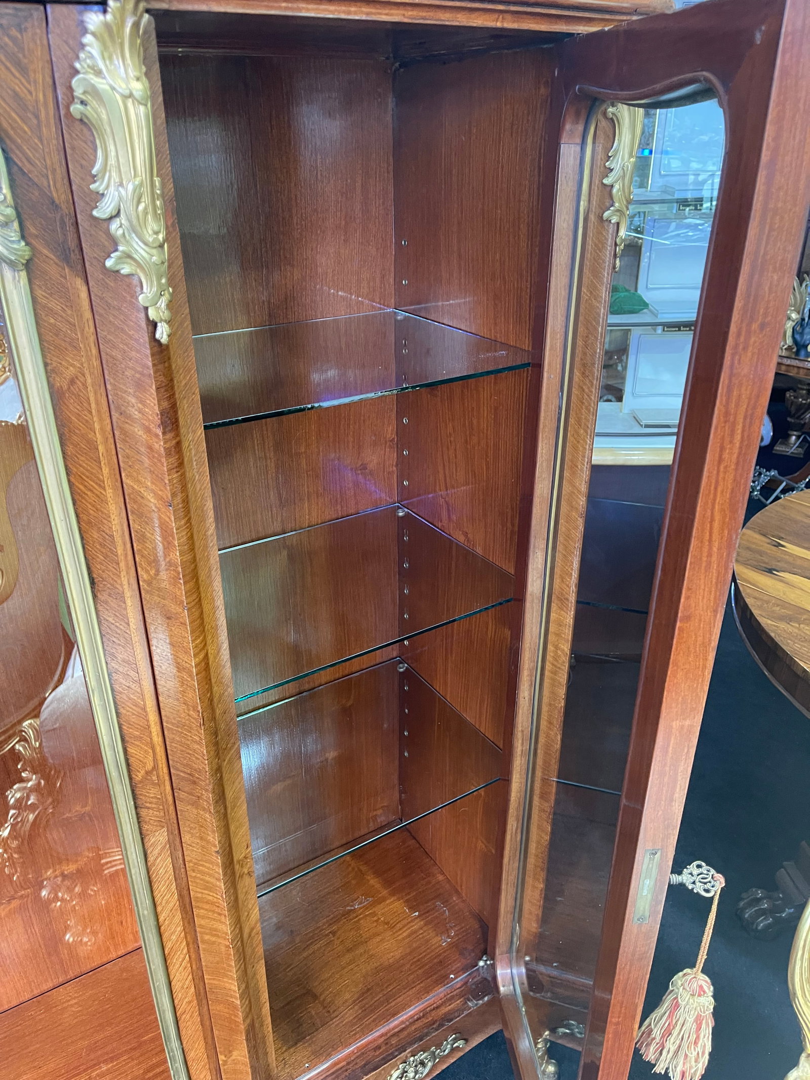Title: Fine Large Antique French Kingwood & Ormolu Mounted Vitrine Display Cabinet Description: Fine - 15