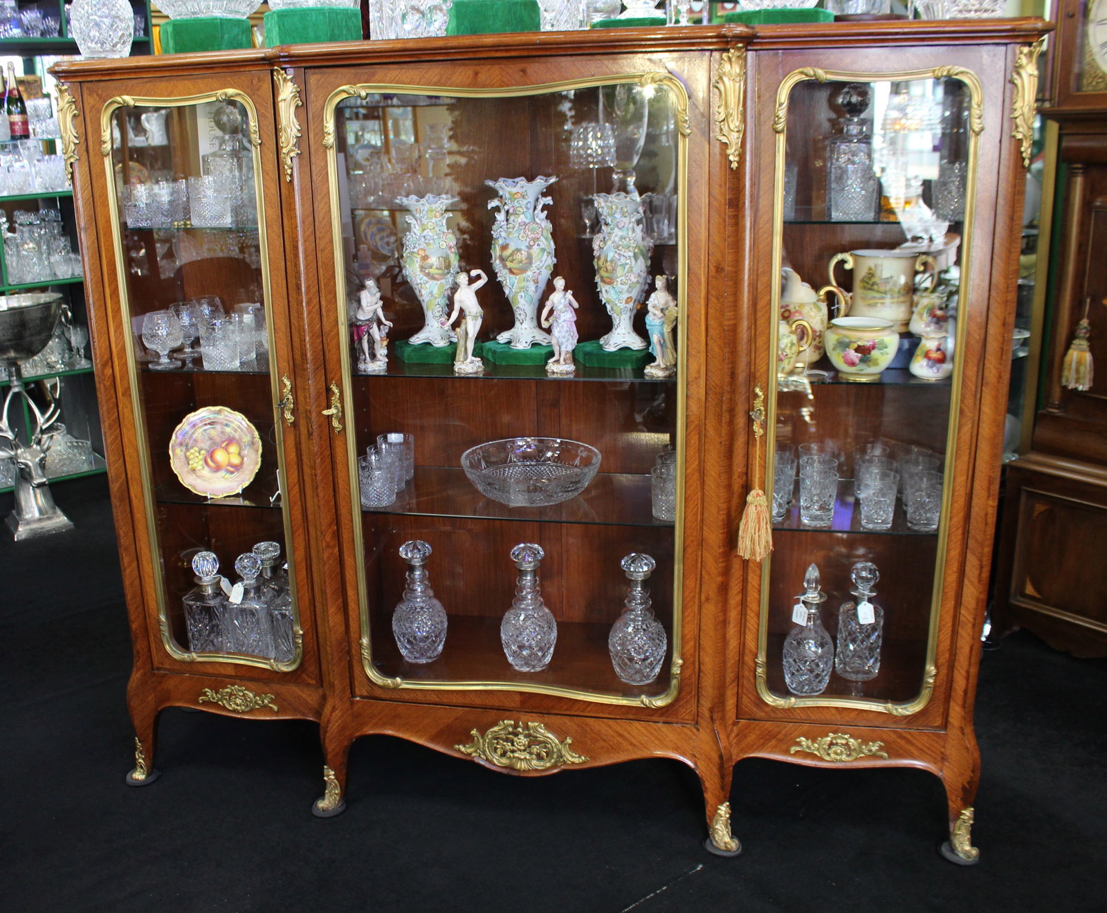 Title: Fine Large Antique French Kingwood & Ormolu Mounted Vitrine Display Cabinet Description: Fine - 3