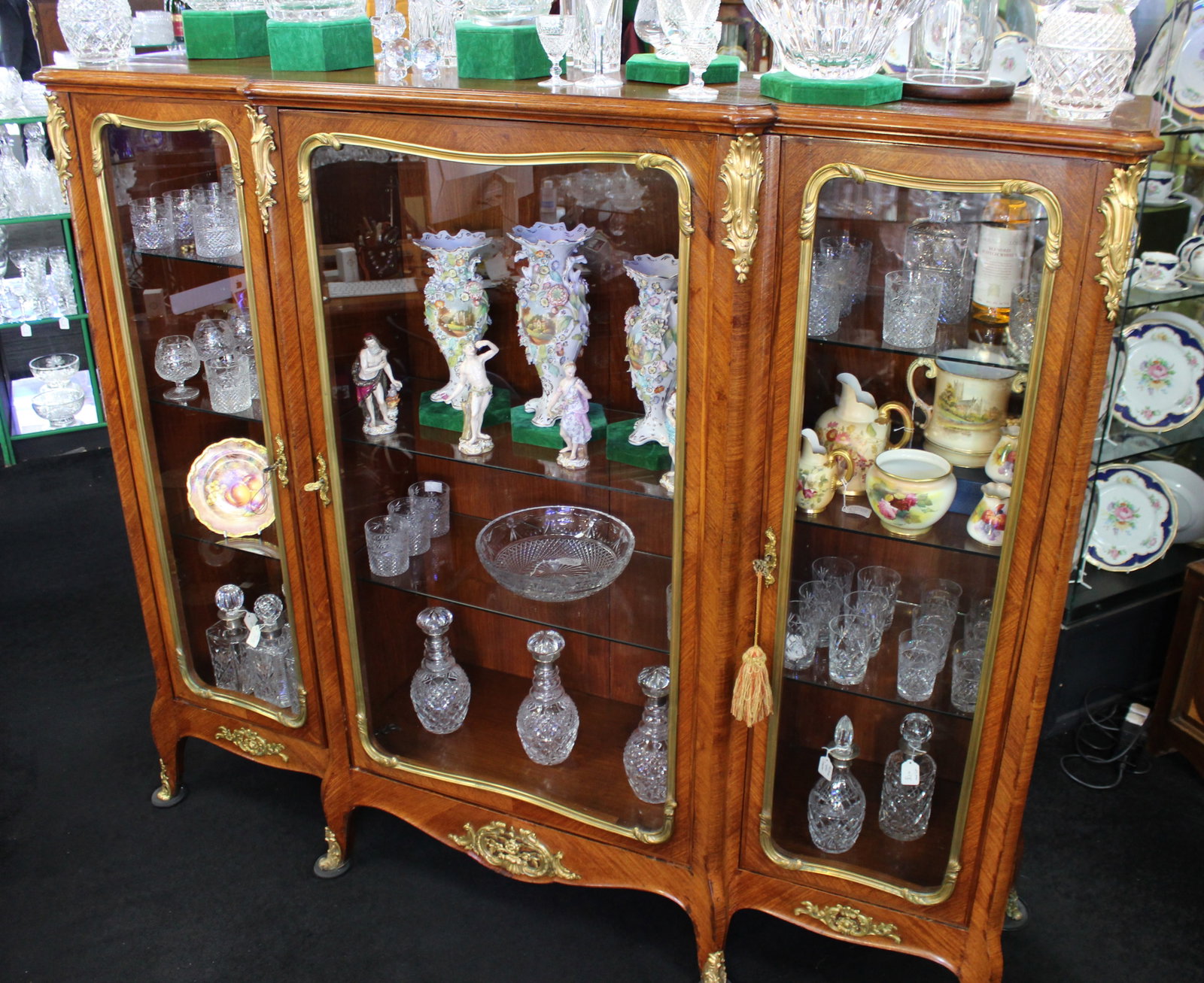 Title: Fine Large Antique French Kingwood & Ormolu Mounted Vitrine Display Cabinet Description: Fine - 7