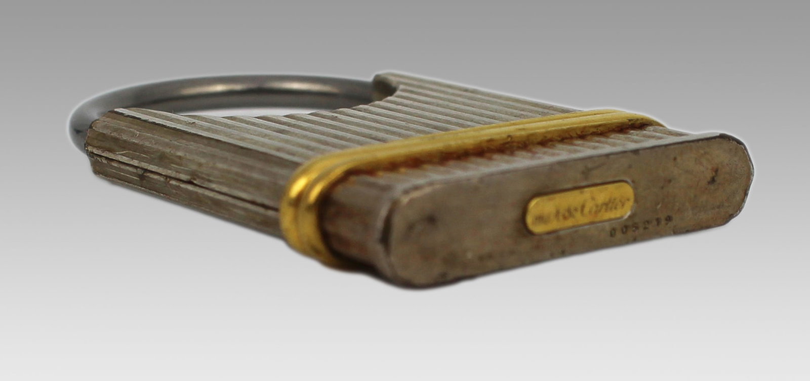 Title: Cartier Must de Cartier Padlock Form Keyring Description: Cartier Must de Cartier Padlock - 3