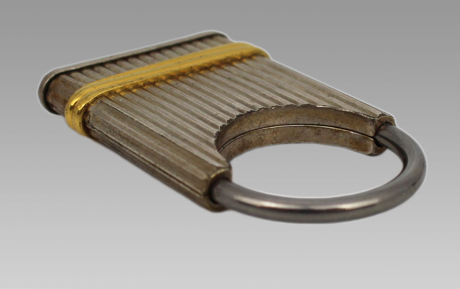 Title: Cartier Must de Cartier Padlock Form Keyring Description: Cartier Must de Cartier Padlock - 5