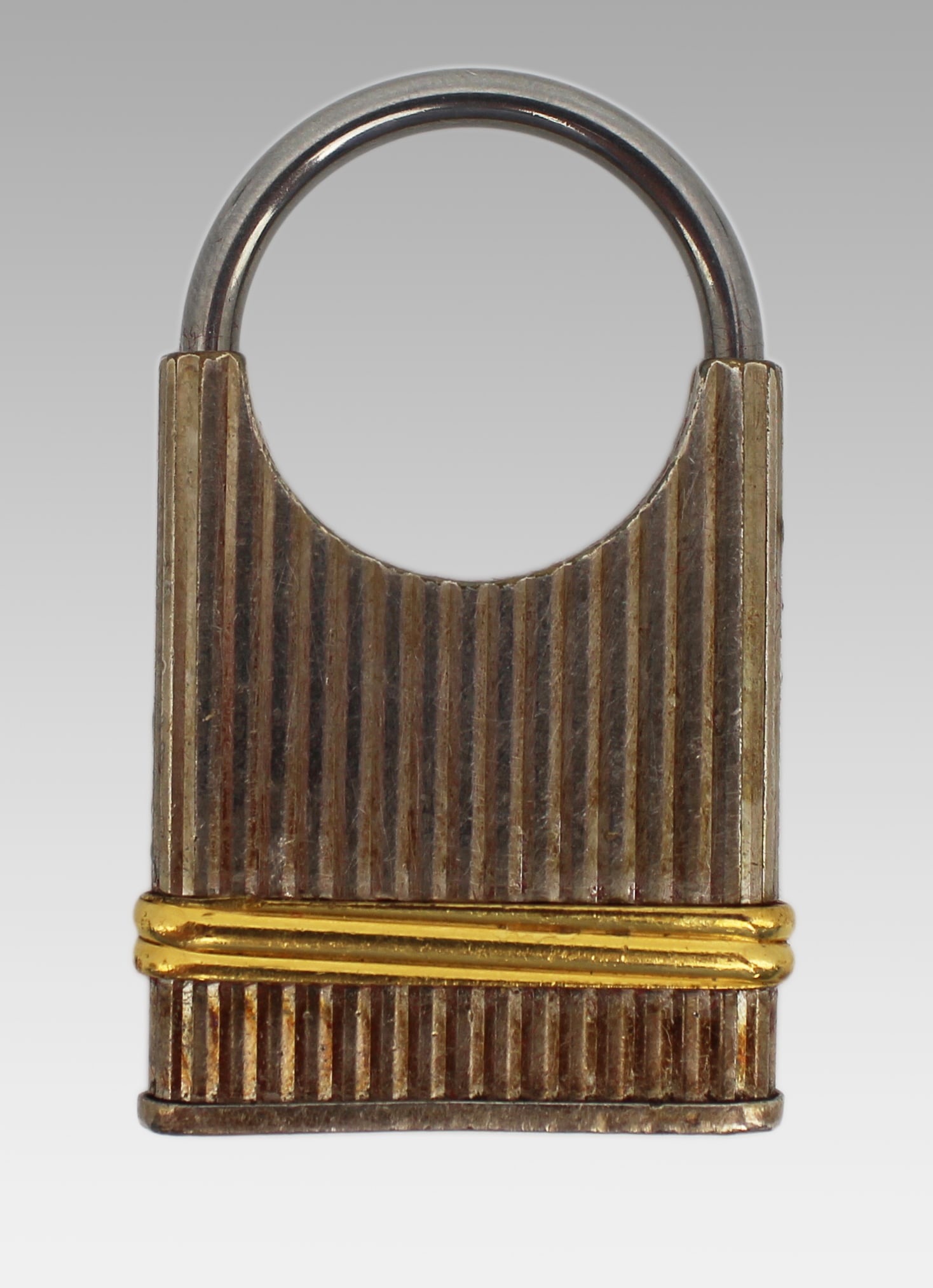 Title: Cartier Must de Cartier Padlock Form Keyring Description: Cartier Must de Cartier Padlock - 6