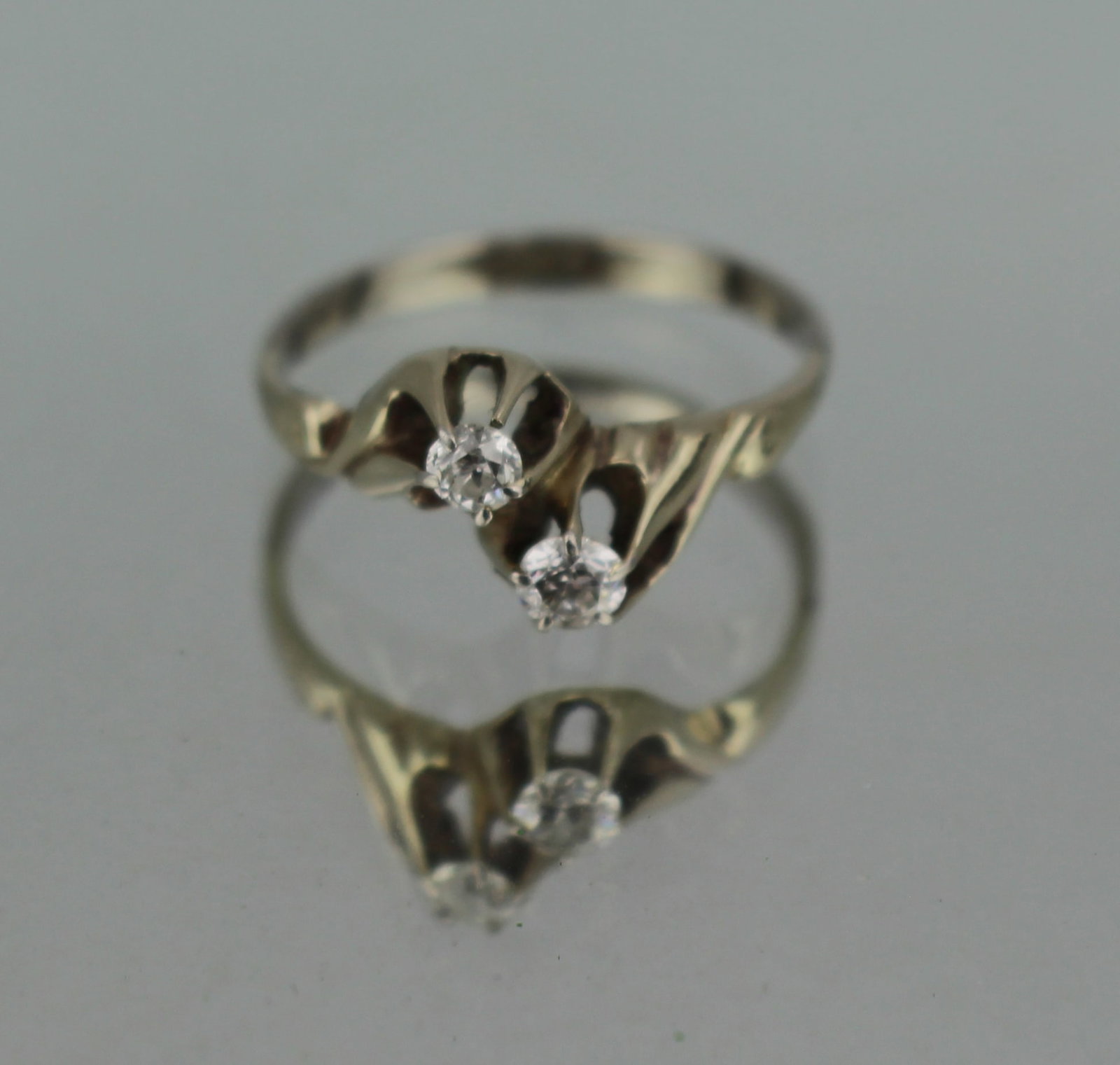 Title: Diamond Crossover 18ct White Gold Ring Description: Diamond Crossover 18ct White Gold Ring - 2