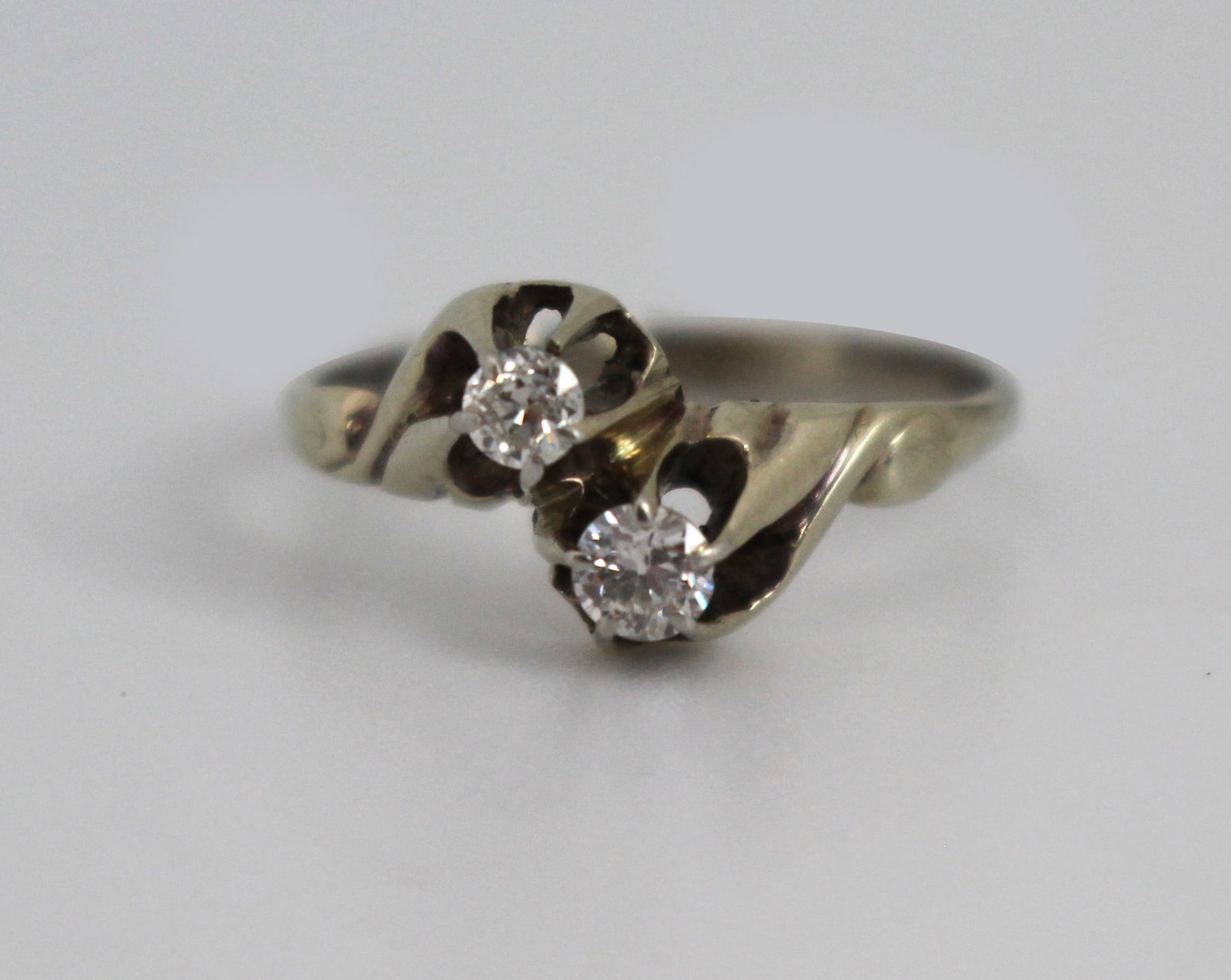 Title: Diamond Crossover 18ct White Gold Ring Description: Diamond Crossover 18ct White Gold Ring - 5