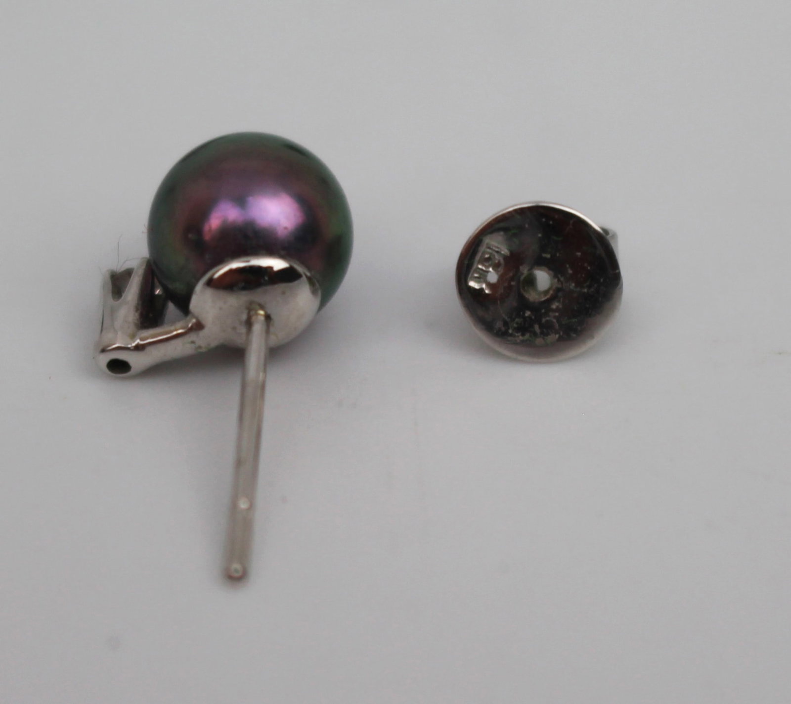 Title: Black Pearl & Diamond 18ct Gold Ear Studs Description: 18ct White Gold Black Pearl & - 7