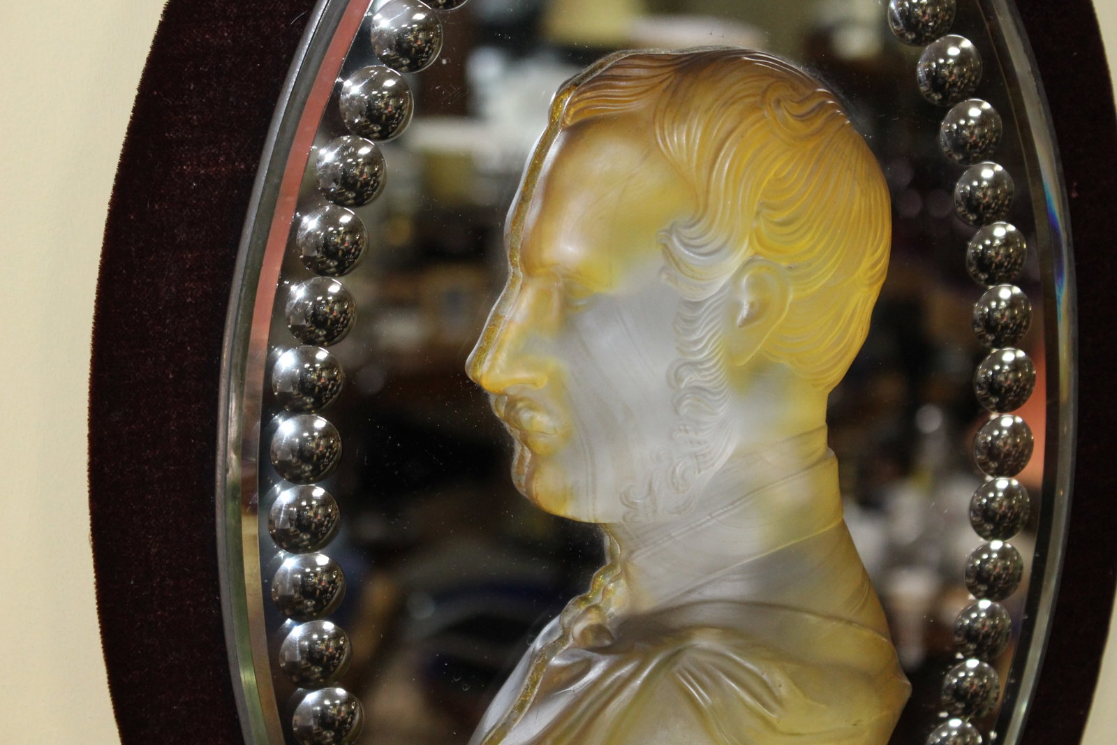 Title: Pair of Victorian Royal Portrait Frosted Crystal and Mirror Plaques Description: Pair of - 11