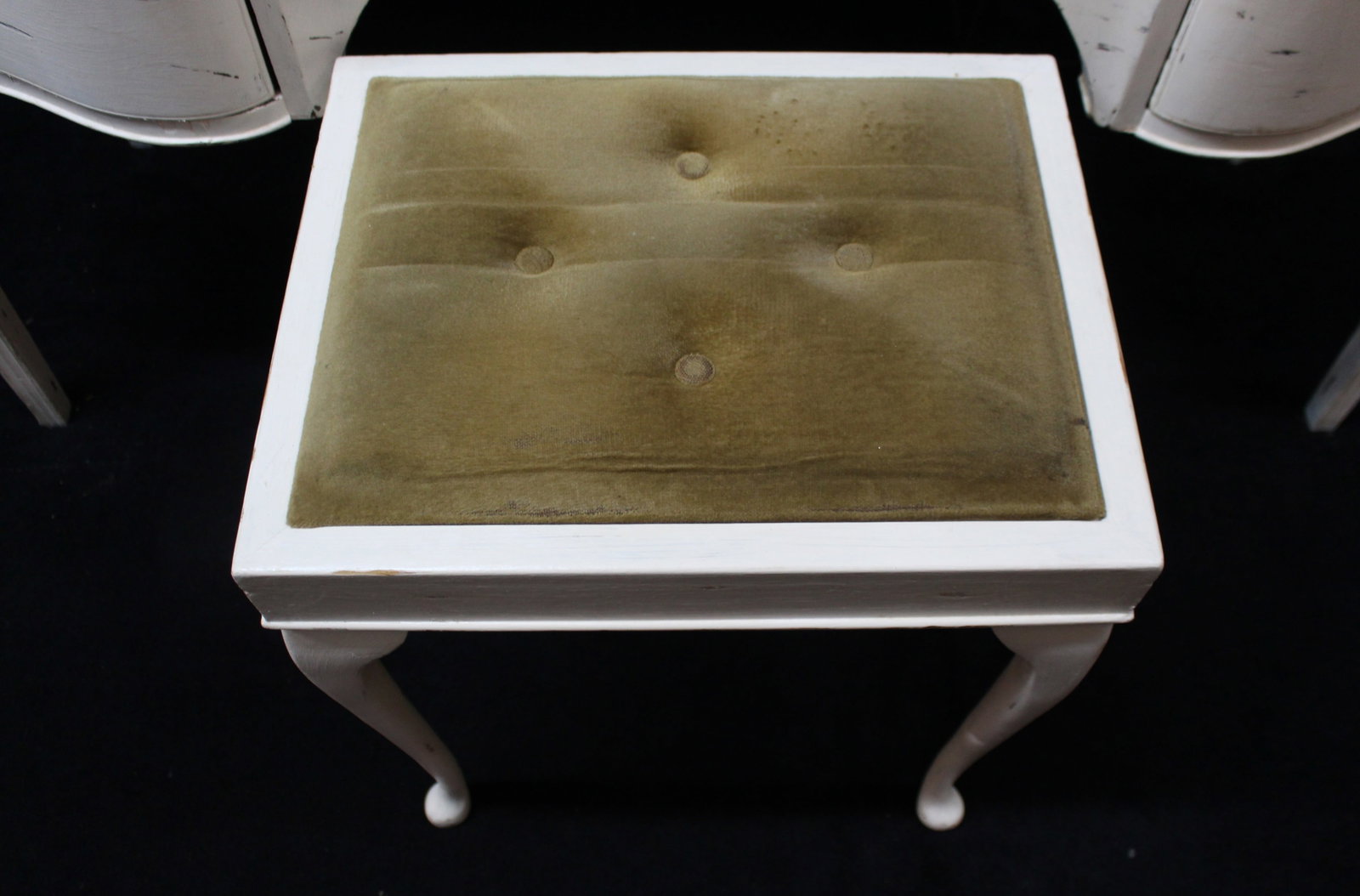 Title: Vintage Painted Dressing Table with Stool Description: Vintage Painted Dressing Table with - 15