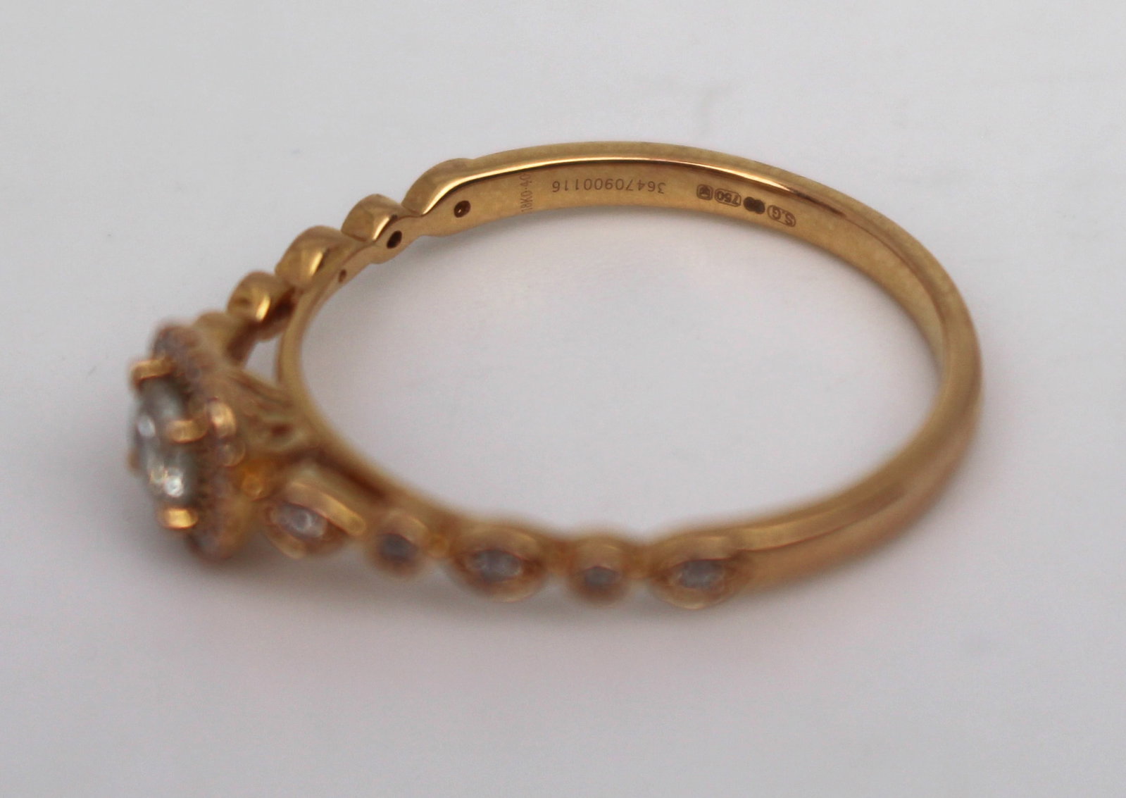 Title: 18ct Rose Gold 0.40 Carat Diamond Ring Description: 18ct Rose Gold 0.40 Carat Diamond Ring - 3